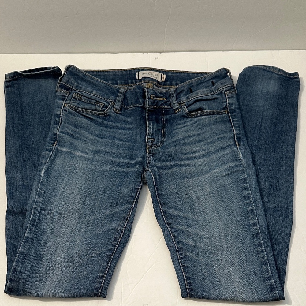 Bullhead Women's Light Blue Skinny “SKINNIEST” Jeans size 0